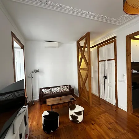 Bairro Alto Chiado Charming דירה